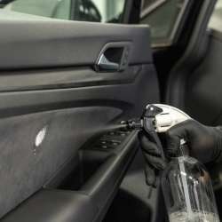 COLOURLOCK Pol Star - Čistič kože, textílií a alcantary 1L