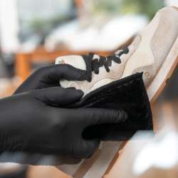 COLOURLOCK Sneaker Cleaner - Čistič tenisiek 250ml