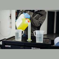 Koch Chemie Cosmo Clean (Cc) - Čistič podláh 11kg