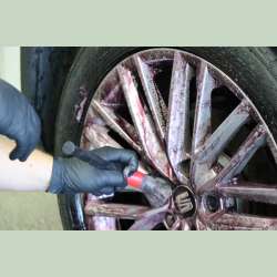 Koch Chemie Exterior Brush Red - Kyselinovzdorný štetec na disky