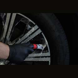 Koch Chemie Exterior Brush Red - Kyselinovzdorný štetec na disky