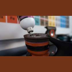 Koch Chemie Micro Cut M2.02 - Antihologramová leštiaca pasta 1L