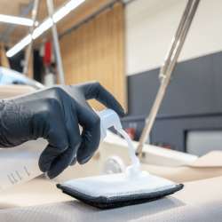 Koch Chemie The Finisher VinylTexClean – Extra jemný čistič čalúnenia a textílií 500ml