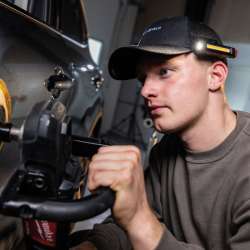 Scangrip UNIMATCH -  Profesionálna čelovka a svetlo v jednom